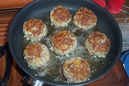 Gegrillte Hackb&auml;llchen mit K&auml;se 4