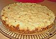 Gef&uuml;llter Streuselkuchen