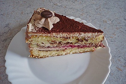 Hildes Tiramisutorte mit Erdbeeren 2