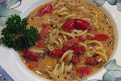 Schnelle Nudelsuppe