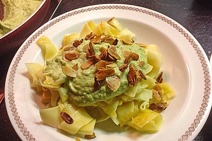 Farfalle mit Brokkolisauce 3