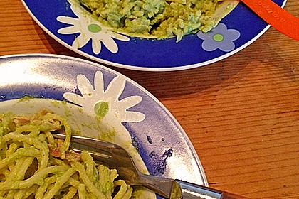 Farfalle mit Brokkolisauce 20