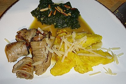 Involtini mit Aubergine, Parmaschinken und getrockneten Tomaten 24