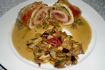 Involtini mit Aubergine, Parmaschinken und getrockneten Tomaten 4