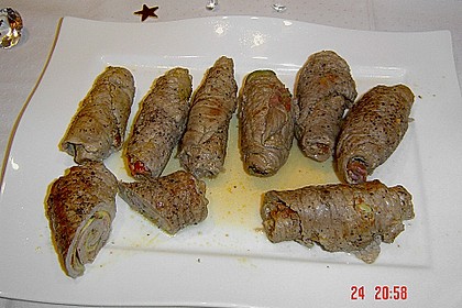 Involtini mit Aubergine, Parmaschinken und getrockneten Tomaten 23