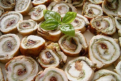 Involtini mit Aubergine, Parmaschinken und getrockneten Tomaten 9
