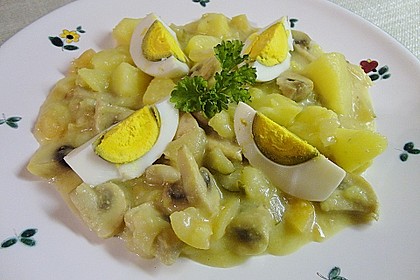 Eier auf Kartoffeln und Champignons 2
