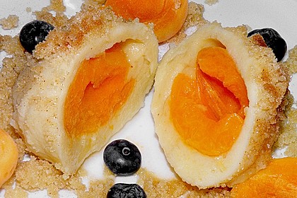 Marillenkn&ouml;del 4