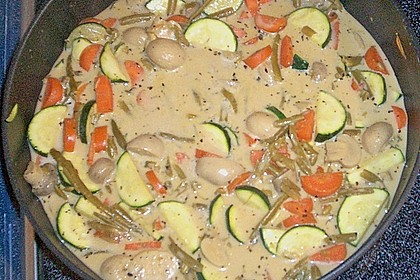 Thail&auml;ndische Wokpfanne mit Kokosmilch 2
