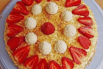 Erdbeer-Raffaello-Torte 39