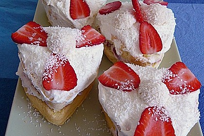 Erdbeer-Raffaello-Torte 27
