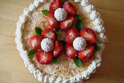 Erdbeer-Raffaello-Torte 109