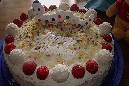 Erdbeer-Raffaello-Torte 87