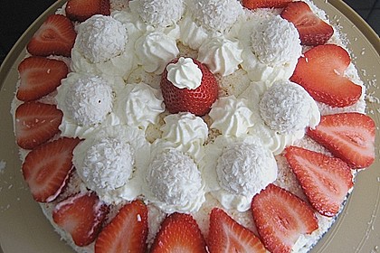 Erdbeer-Raffaello-Torte 88