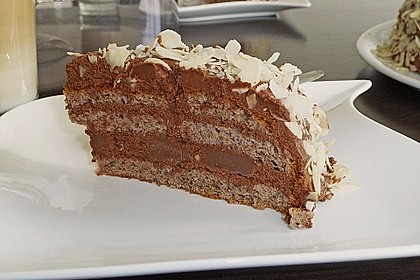 Nougattorte 6