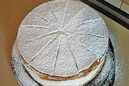 Käse - Sahnetorte 13