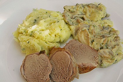 Schweinefilet in Champignon - Schnittlauchrahm 1