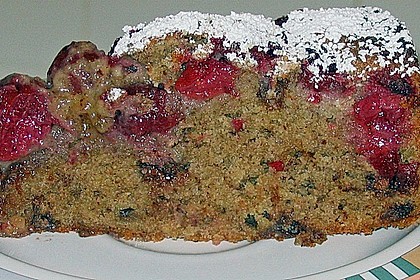 Nusskuchen mit Sauerkirschen 6