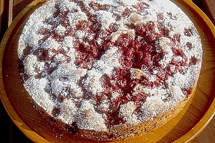 Nusskuchen mit Sauerkirschen 17