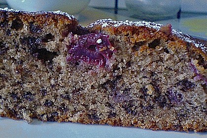 Nusskuchen mit Sauerkirschen 9