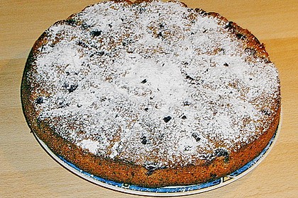 Nusskuchen mit Sauerkirschen 13