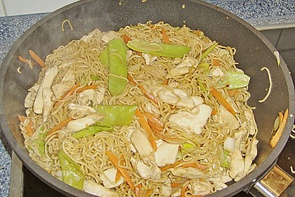Asiatische Bratnudeln 57