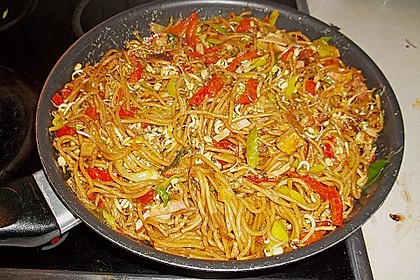 Asiatische Bratnudeln 18