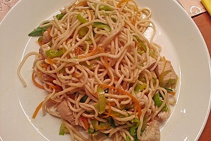 Asiatische Bratnudeln 32
