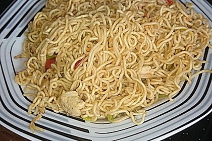 Asiatische Bratnudeln 60