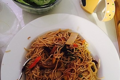 Asiatische Bratnudeln 51
