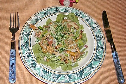 Bandnudeln mit Pfifferlingen und Lauch 7