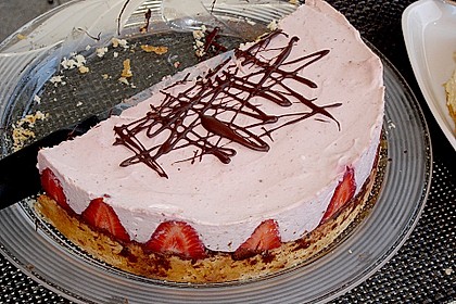Erdbeer-Mascarpone-Torte 111