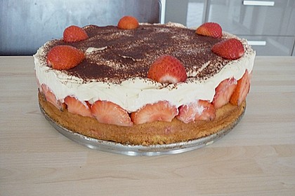 Erdbeer-Mascarpone-Torte 129