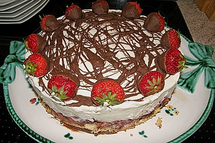 Erdbeer-Mascarpone-Torte 95