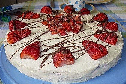 Erdbeer-Mascarpone-Torte 131