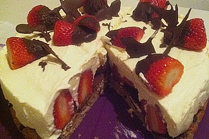 Erdbeer-Mascarpone-Torte 143