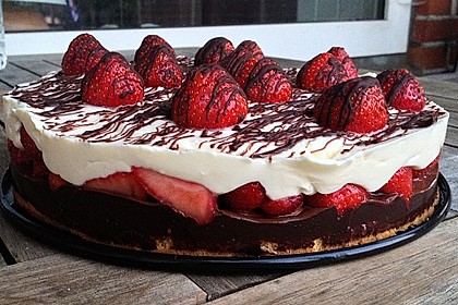 Erdbeer-Mascarpone-Torte 26