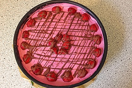 Erdbeer-Mascarpone-Torte 105