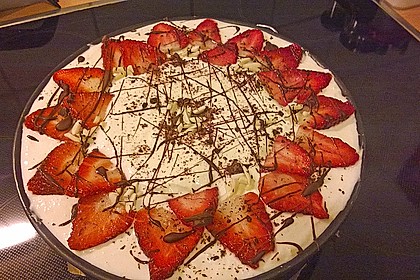 Erdbeer-Mascarpone-Torte 97