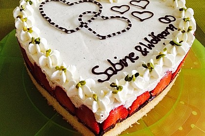 Erdbeer-Mascarpone-Torte 12