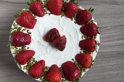 Erdbeer-Mascarpone-Torte 81