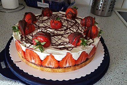 Erdbeer-Mascarpone-Torte 4