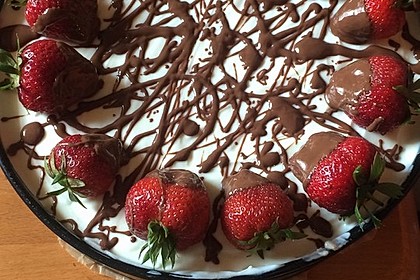 Erdbeer-Mascarpone-Torte 13