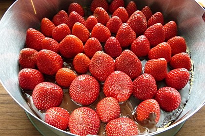 Erdbeer-Mascarpone-Torte 83