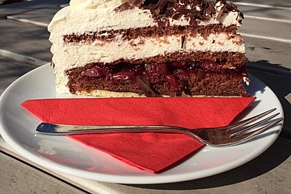 Schwarzwälder Kirschtorte 85