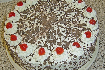 Schwarzwälder Kirschtorte 249