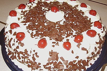 Schwarzwälder Kirschtorte 272