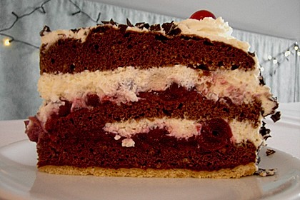 Schwarzwälder Kirschtorte 327