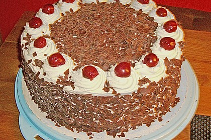 Schwarzwälder Kirschtorte 190