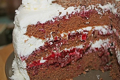 Schwarzwälder Kirschtorte 330